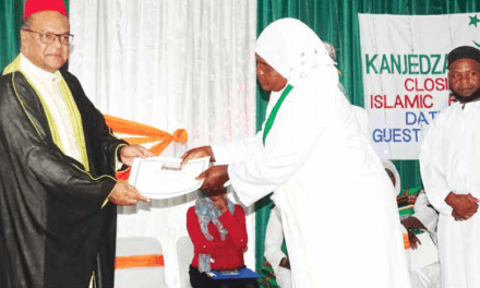 Kanjeza Islamic Sisters Graduates 440 women in Islamic Banking and Trading
